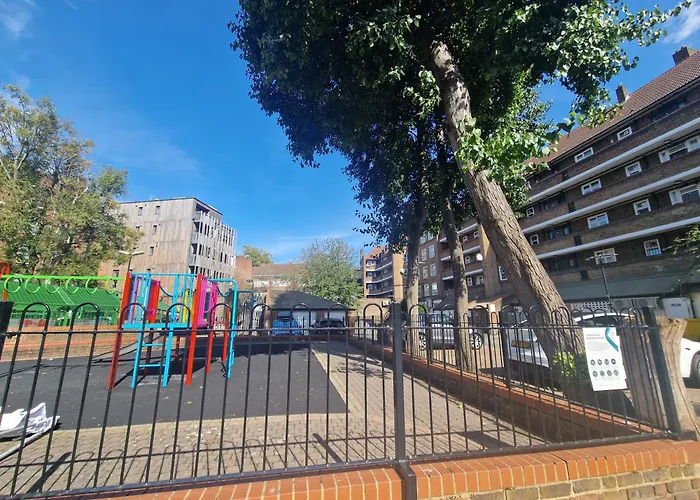 Comfortable 2 Bedrooms Flat In Oval Central London